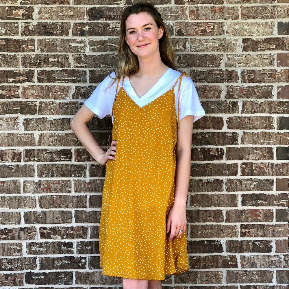 NWT Shoulder Tie Sun dress